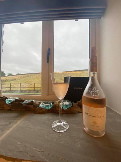 Vila Luxury Detached Peak District Stone Barn - Dog Friendly Hazelwood Exteriér fotografie