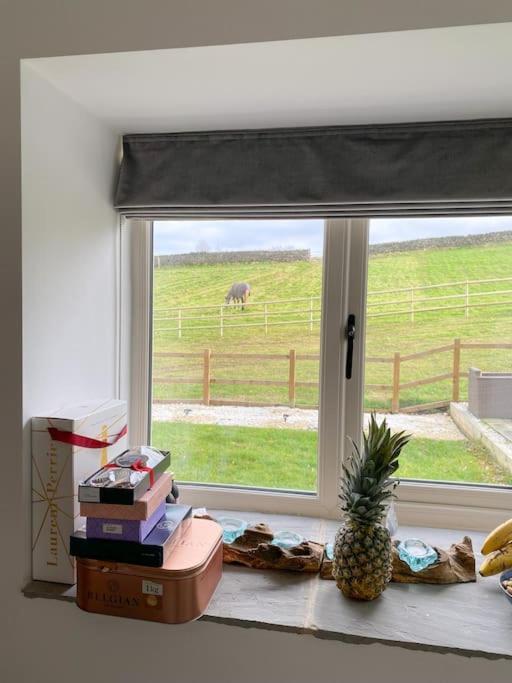 Vila Luxury Detached Peak District Stone Barn - Dog Friendly Hazelwood Exteriér fotografie